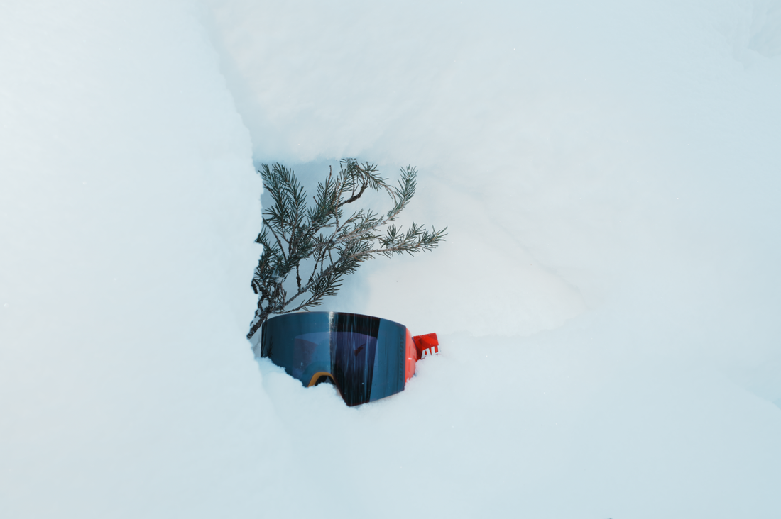 How Cold Weather Affects Electronics in Ski Gear (and How to Fix It)